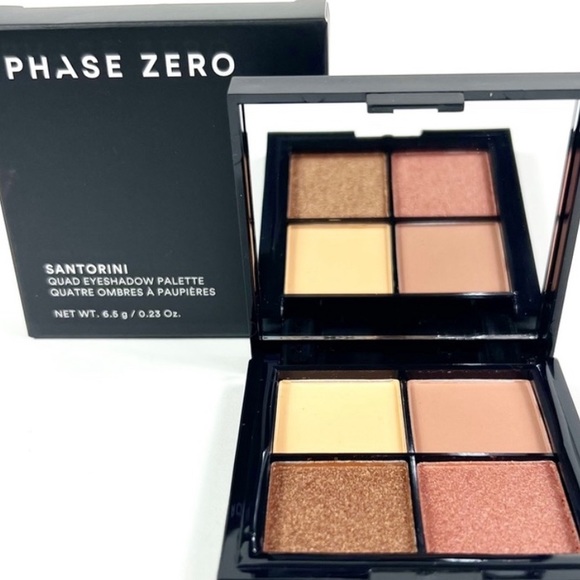 PHASE ZERO MAKE UP
Quad Eyeshadow Palette in Santorini - Picture 2 of 5